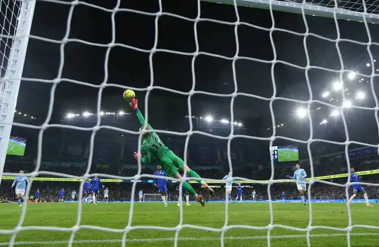 欧联杯：比利亚雷亚尔 VS 曼联